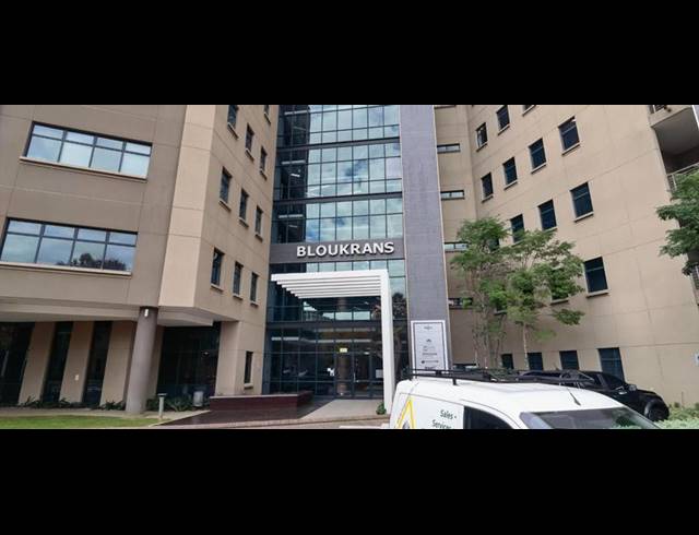 BUSINESS PROPERTY TO RENT IN LYNNWOOD GLEN